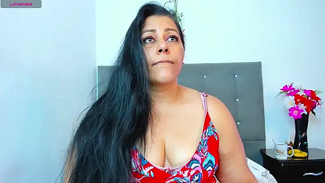 SexxyPamela online show from September 15, 8:05 pm