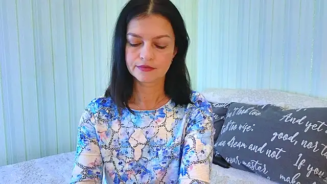  Lily  online show from September 29, 8:30 am