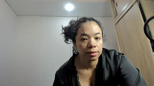 carolgaita online show from April 10, 10:32 am