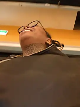 DarkDea online show from November 14, 5:46 pm