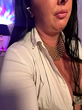 TiffanyRoxx online show from September 30, 8:03 pm