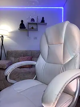 milly cruz online show from September 11, 11:49 pm