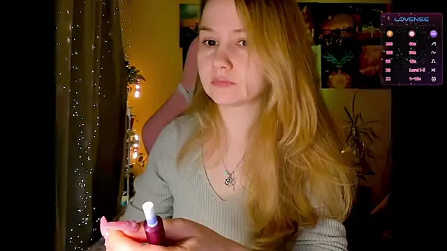 GoodWitch  online show from September 19, 6:56 am