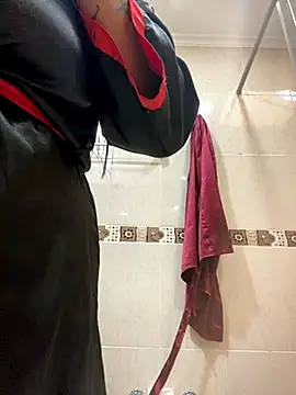 Fancyxlove online show from October 29, 1:04 pm