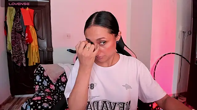 adrena 10 online show from February 17, 8:41 pm