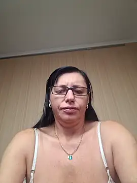 Amberhotqueen online show from September 21, 7:40 am