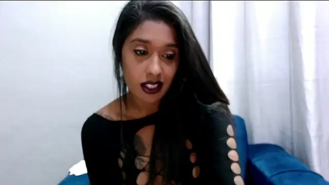 Lisaabrown  online show from April 27, 10:29 pm