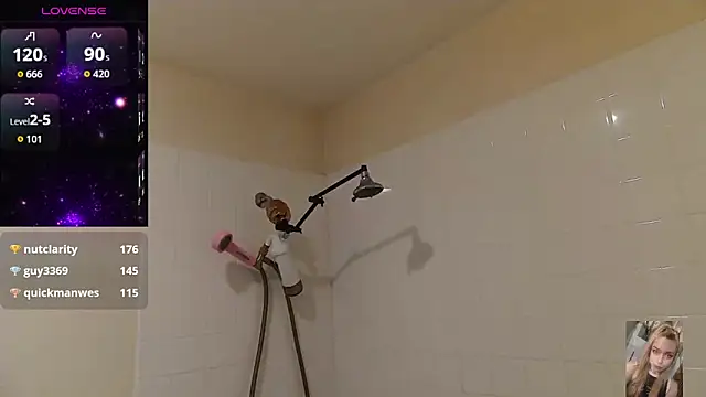 Blondiewithanass online show from October 21, 12:25 am