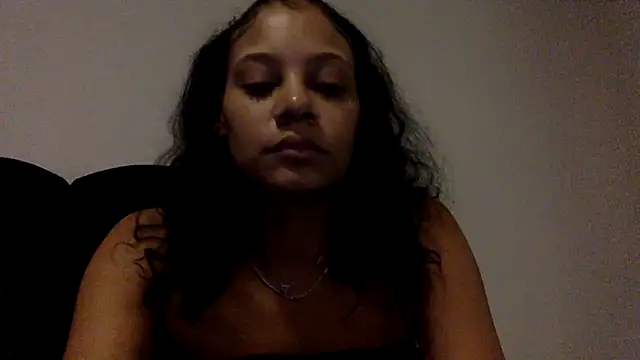 pinksugarxx online show from April 18, 11:37 pm