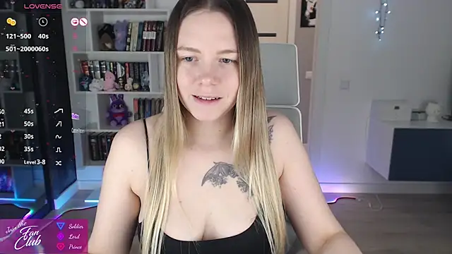 Emma Bryan online show from June 26, 10:22 pm