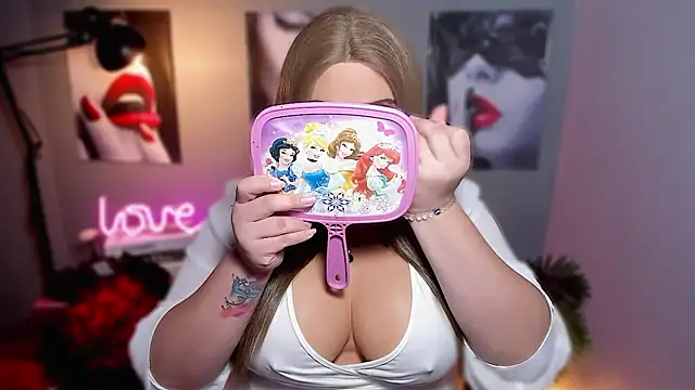 BelindaLovex online show from October 19, 1:51 am