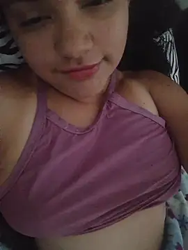 blerstefan1 online show from April 21, 12:23 pm