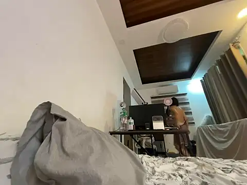 Bombshell Ashy online show from April 23, 4:53 pm