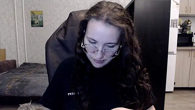 AnKey Rayah online show from November 16, 4:18 pm