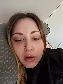 sofiabichota online show from February 3, 11:37 am