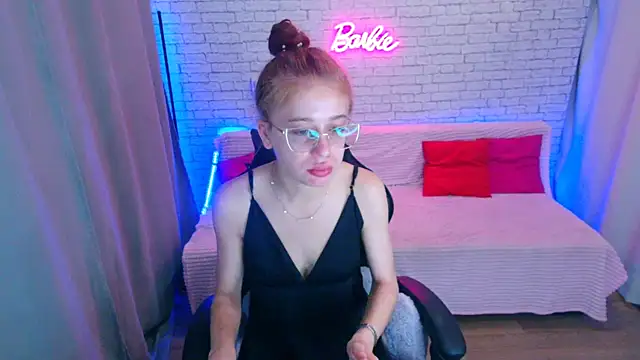 Kira honeyy online show from June 6, 7:47 am