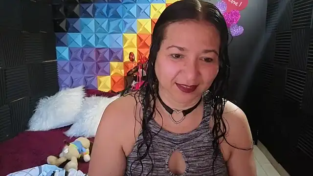 katifoxx online show from March 15, 6:32 pm