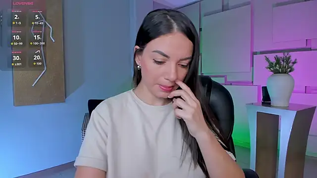 MorganHicks online show from May 29, 11:08 am