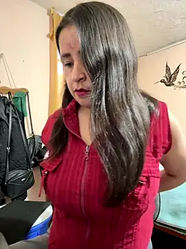 latinfemale online show from November 17, 10:32 pm