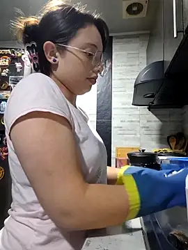 linda-schmidt online show from September 22, 12:20 am