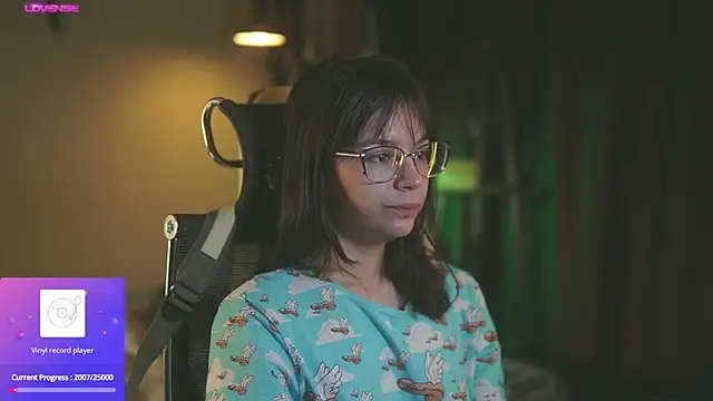 alyssa sweet online show from October 3, 4:39 am