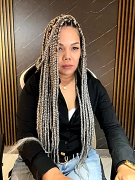 KellyBrooklyn  online show from October 18, 12:52 pm