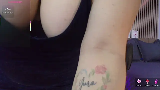 JuliRamirez online show from September 21, 12:48 pm