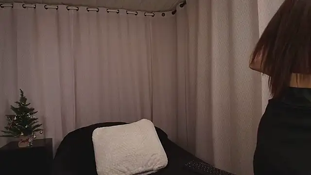 Swetisabella01 online show from December 23, 11:03 am