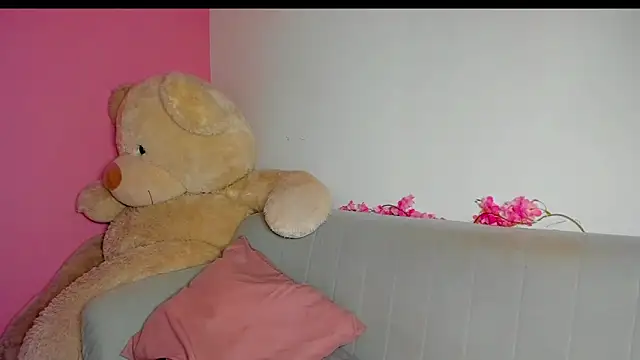 SamirasDiary online show from October 23, 12:55 pm