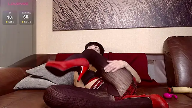 ElizabethLong online show from October 11, 5:23 am