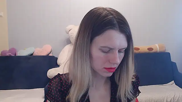 night is dark online show from November 28, 6:22 pm