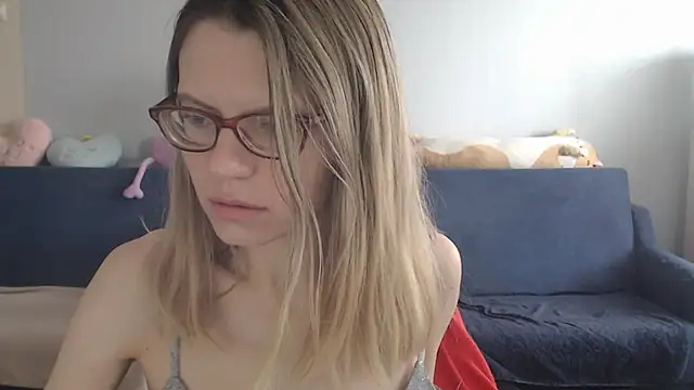 night is dark online show from March 24, 12:54 pm