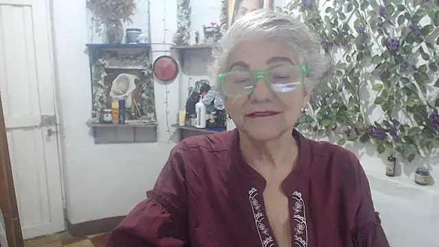 FunnyGrandma online show from July 6, 12:27 am