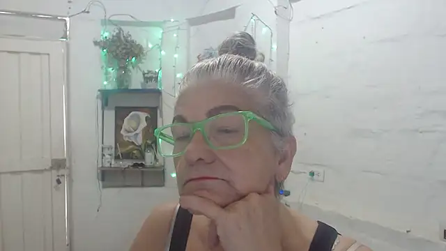 FunnyGrandma online show from August 8, 7:44 pm