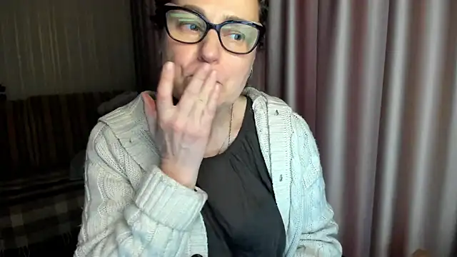 lauraoven online show from February 13, 1:57 pm