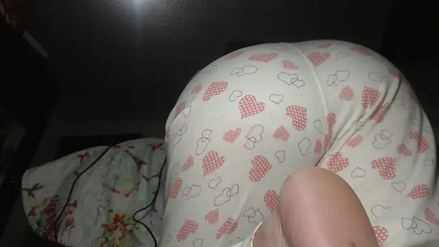 prettyangelsquirt online show from February 20, 3:02 pm