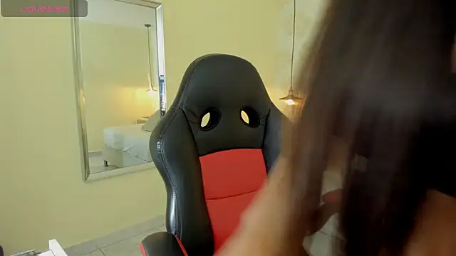 clarisKlein online show from April 1, 4:02 am