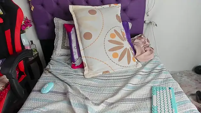 Margoth clain online show from February 24, 4:49 pm