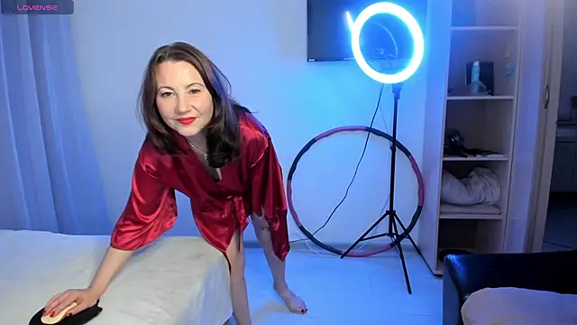 AliceeShy online show from October 9, 11:42 pm