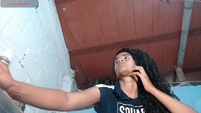 jasminne  online show from April 29, 5:30 pm