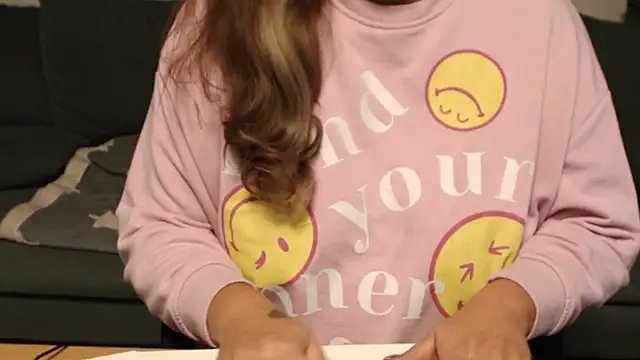 KimMitchelli online show from October 6, 9:04 am