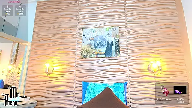 mia pineda online show from September 16, 9:12 pm