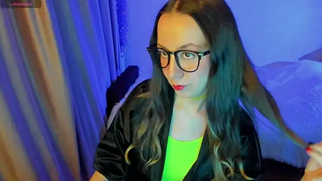 CurlySteph online show from October 6, 6:56 pm