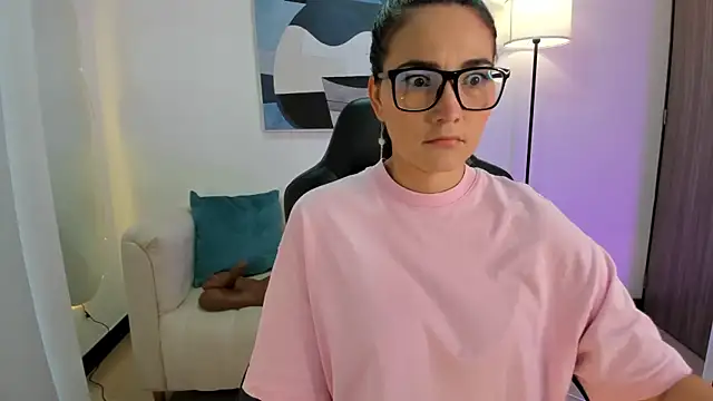 SaraParker  online show from April 17, 10:23 pm