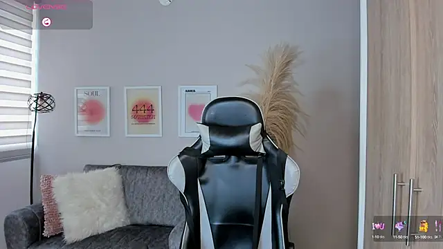 ashley 23  online show from October 10, 8:14 pm