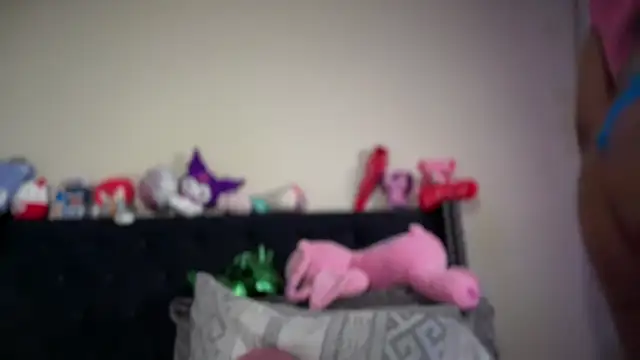 Cum2Charm online show from February 18, 2:27 pm