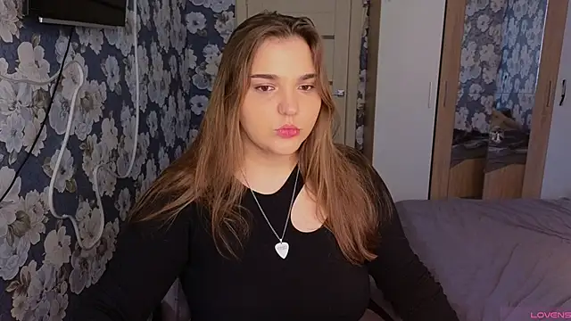  momiji  online show from April 12, 12:41 pm