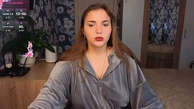  momiji  online show from October 3, 10:53 am