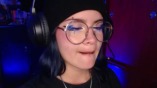 Raventh  online show from December 17, 2:06 am