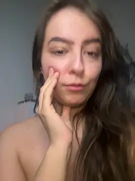 eleonoree online show from April 4, 12:31 am